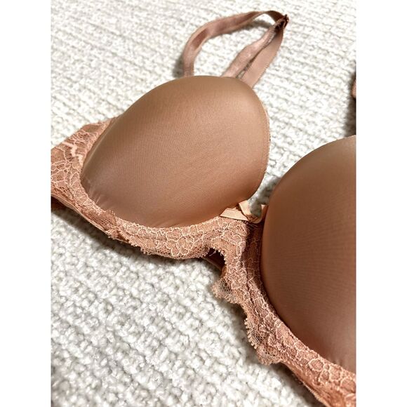 Victoria’s Secret 32DD Lace Bra Peach Nude Underwire Padded Sexy Everyday - Picture 3 of 7